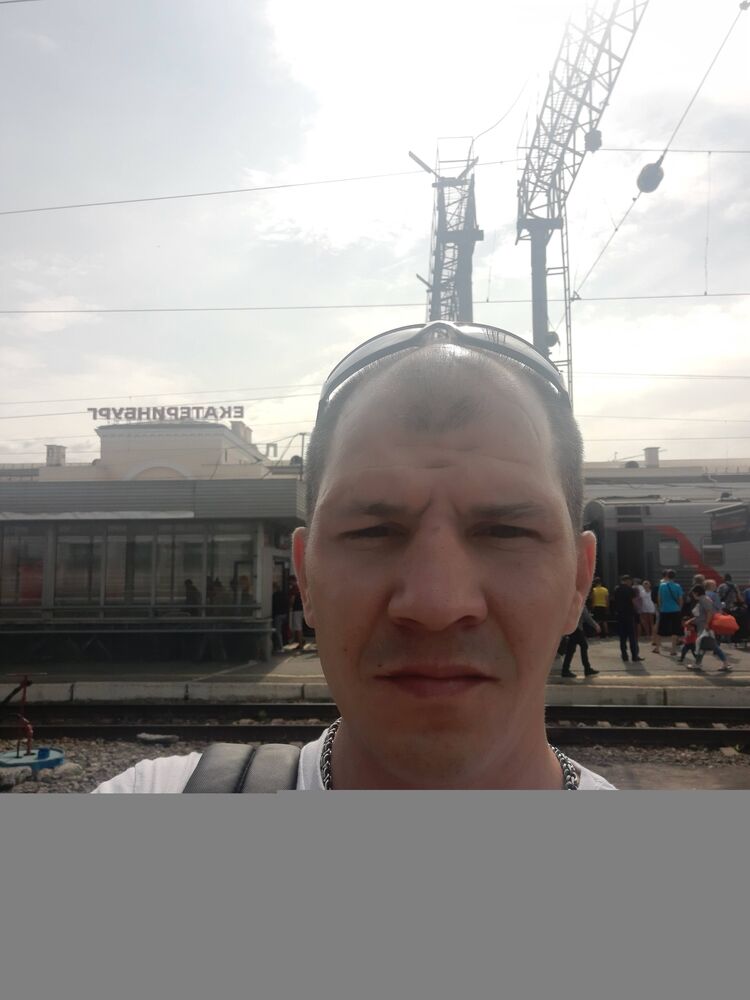  42748202  , 39 ,    