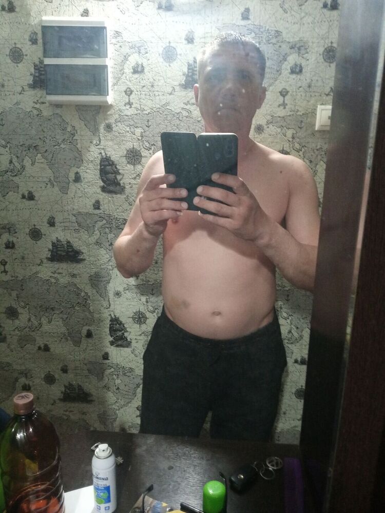  36023102  Sergei, 39 ,    