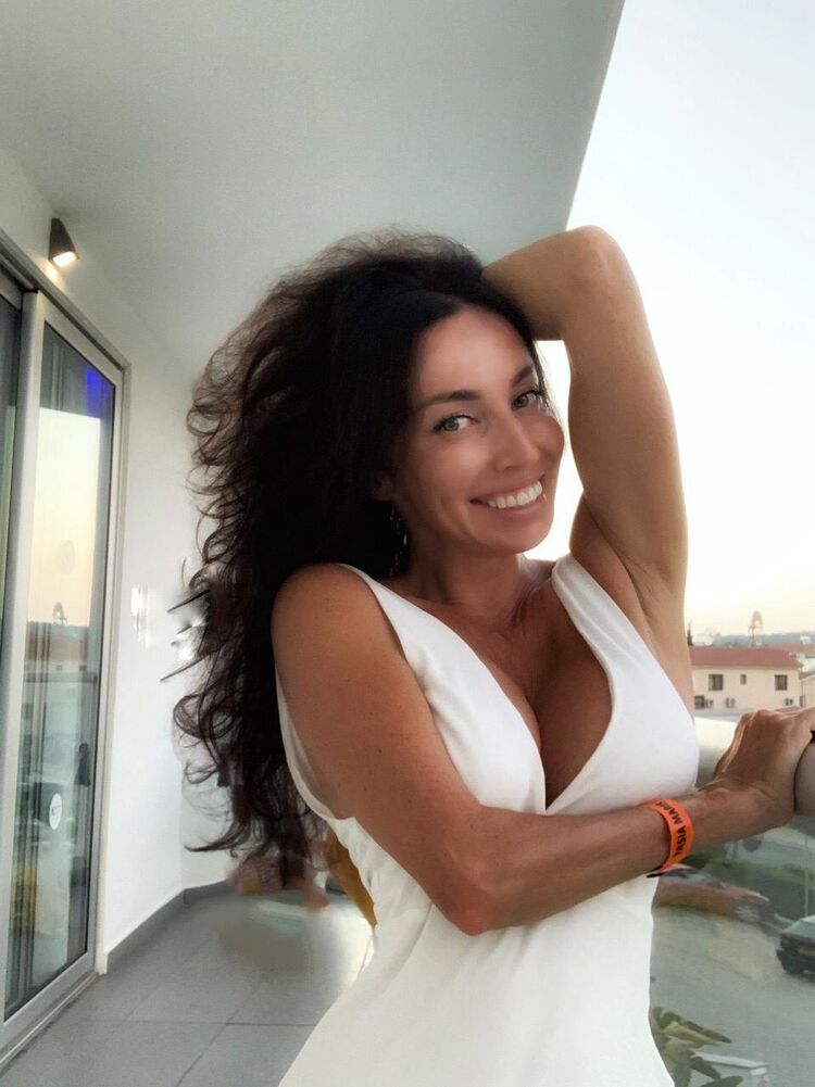 ���� 23427252 ������� �����, 33 ����, ���� ���������� � �����-����������