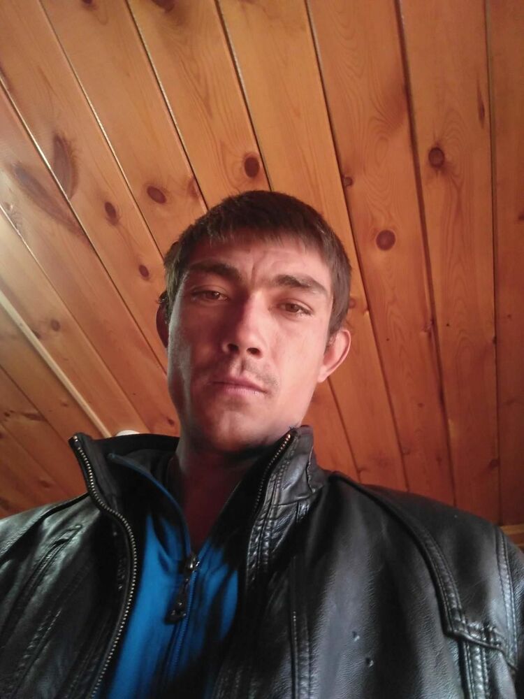  46063492  , 37 ,    