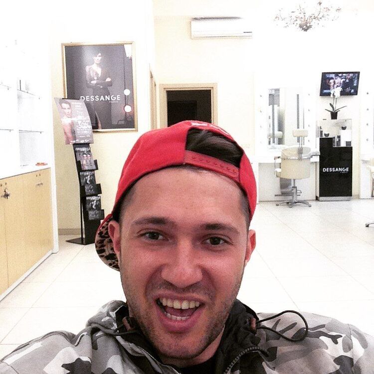  ,   Floyd, 32 ,   ,   