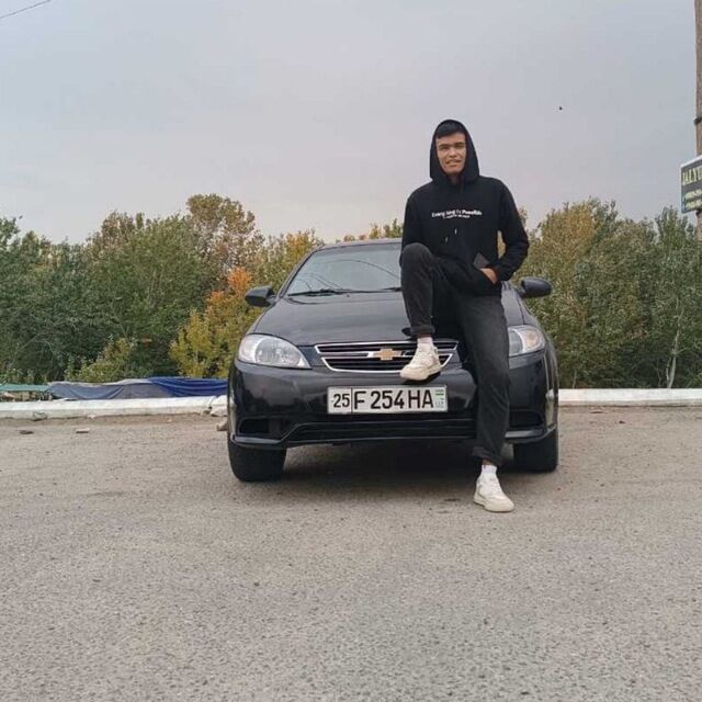  45084142  , 28 ,    