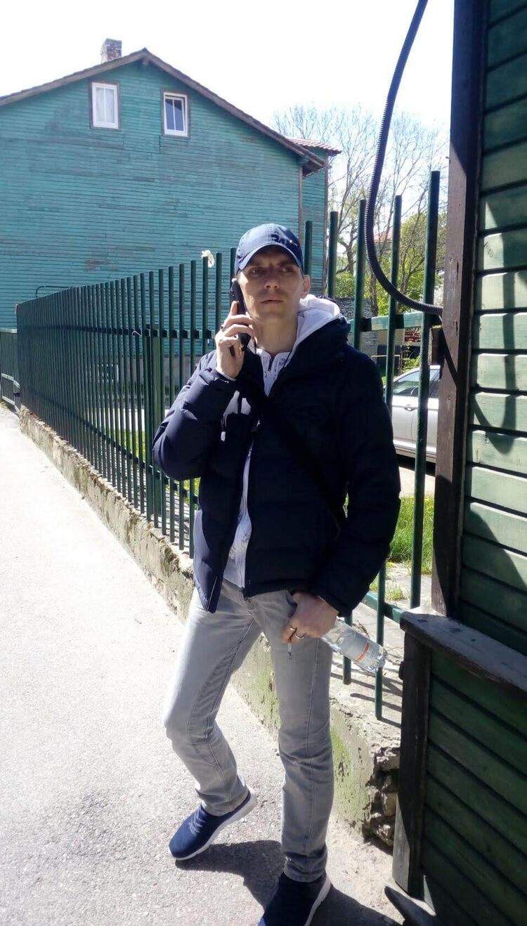  47224172  Andrey, 42 ,    