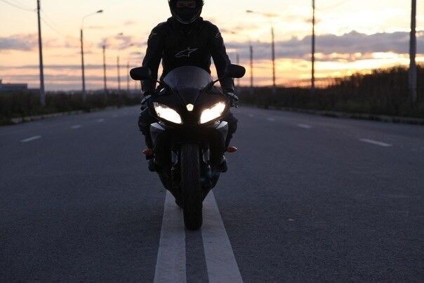  7897172  Artur, 38 ,    