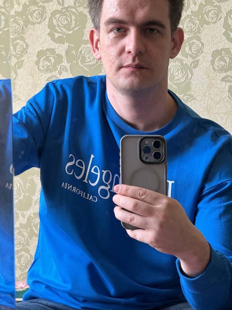 ���� 42191822 ������� ����, 37 ���, ���� ���������� � ��������