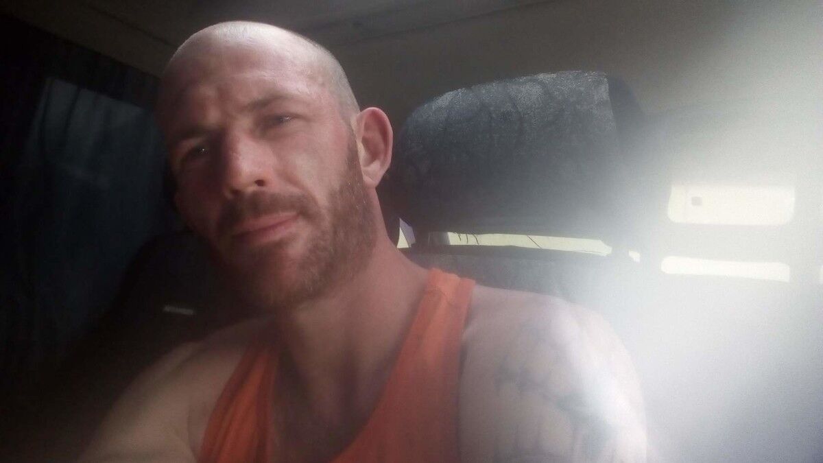  18057832  , 38 ,    
