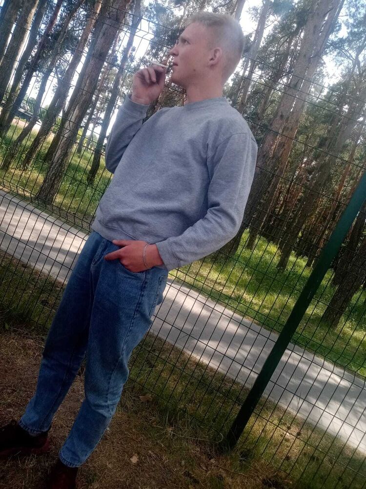  35024972  , 23 ,    