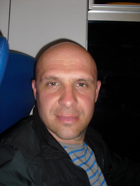  5315412  Daniel, 46 ,    