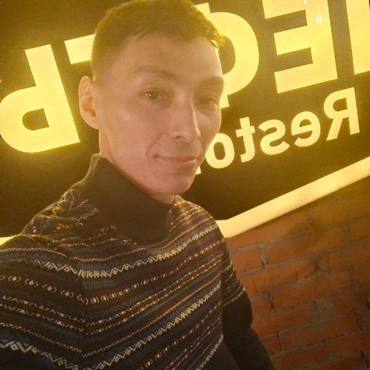  ,   Rustem, 35 ,   ,   
