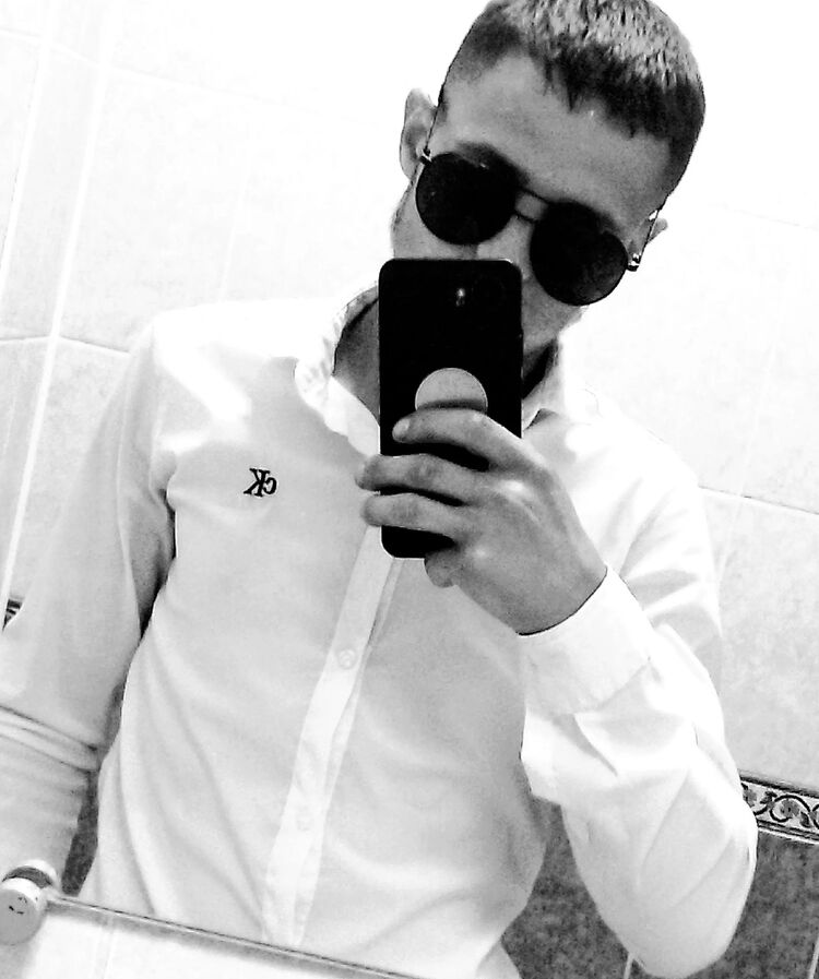  46782942  , 23 ,    