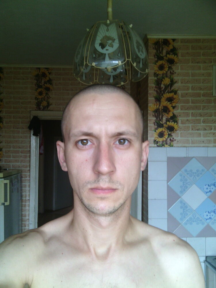  7485002  , 42 ,    