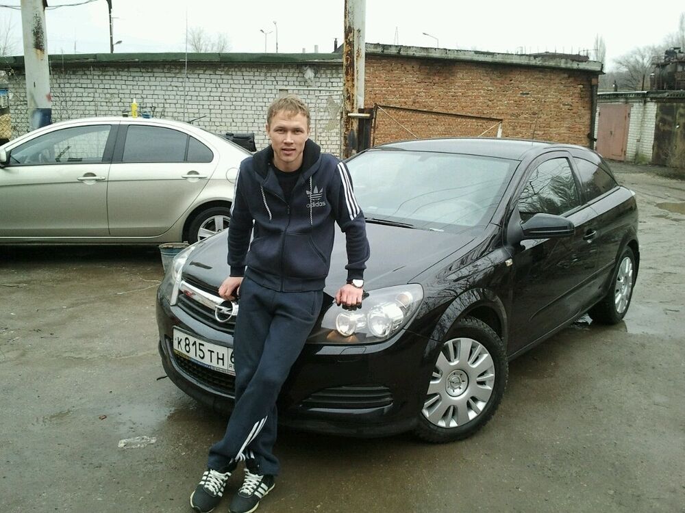  4695322  XromanX, 38 ,    