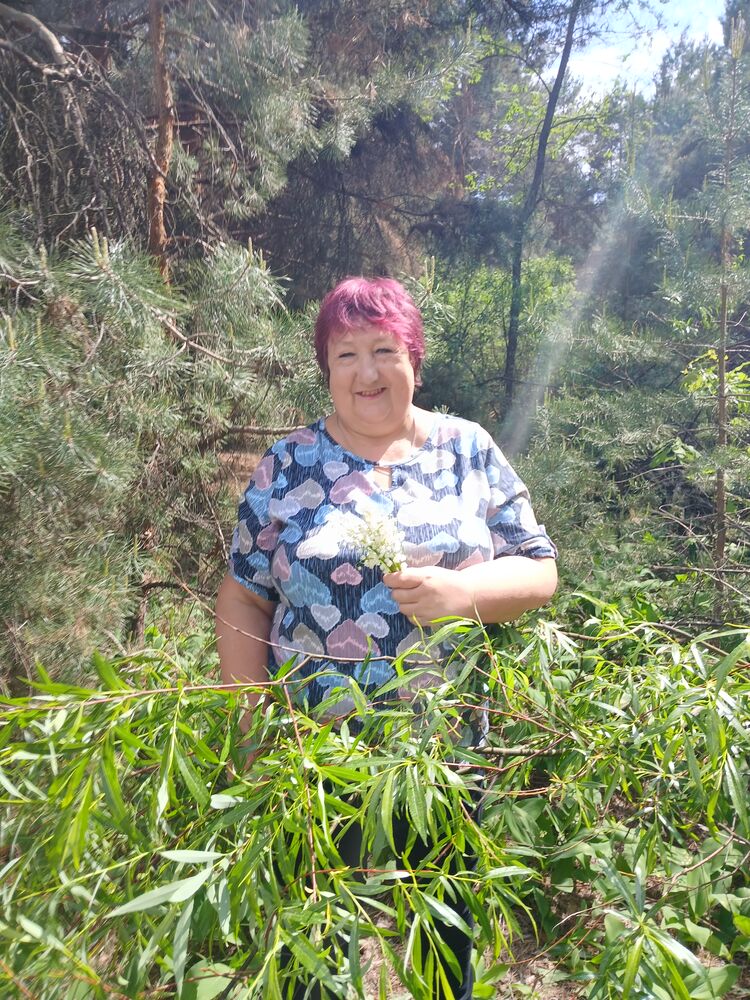  52975142  Galina, 60 ,    