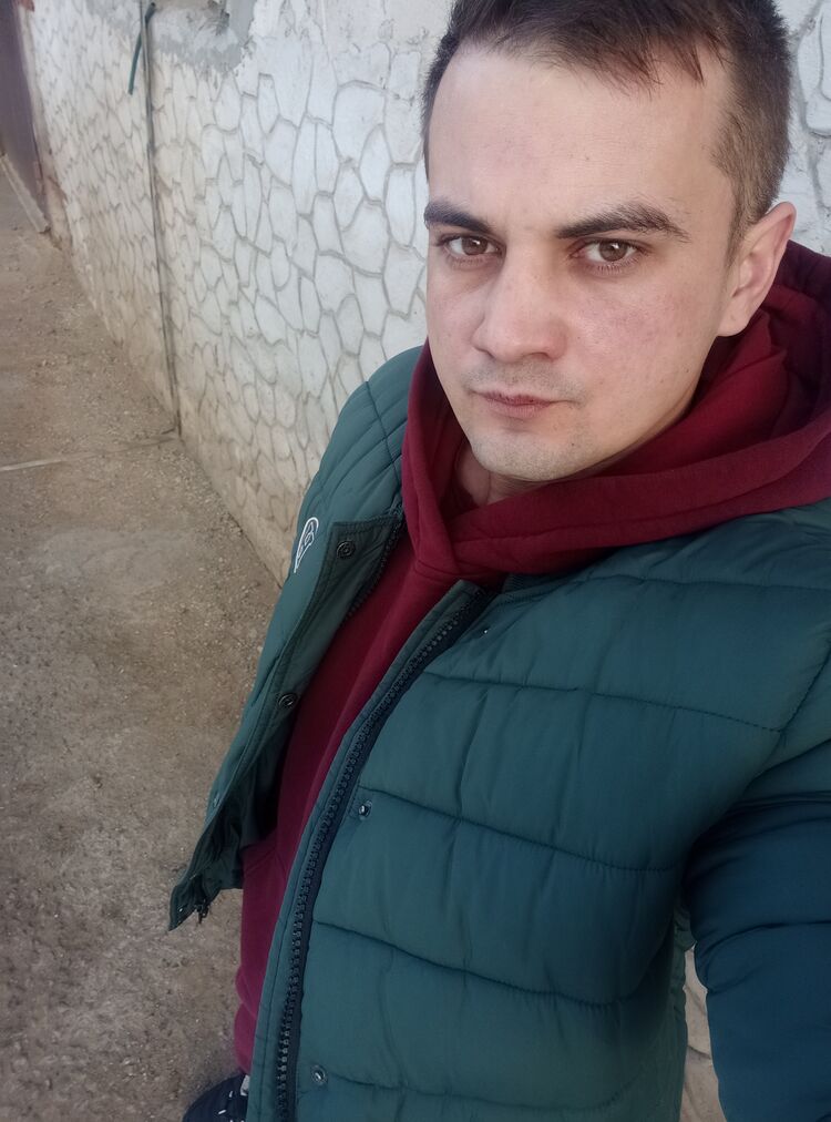  47876802  , 34 ,    