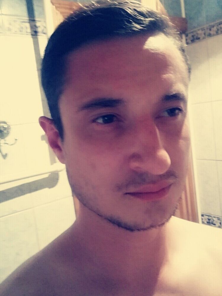  21139702  Nevazhnovsky, 40 ,    
