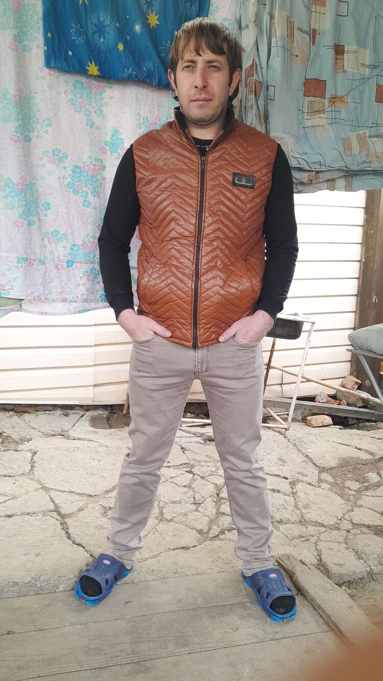  42828252  Elnur, 36 ,    