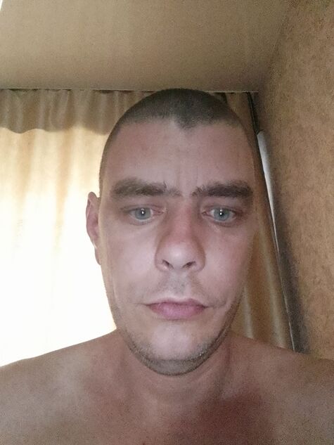  43748212  , 39 ,    