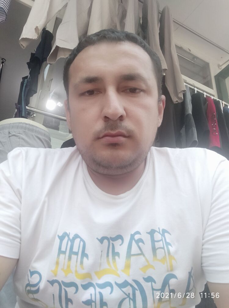  24587402  OYBEK, 39 ,    