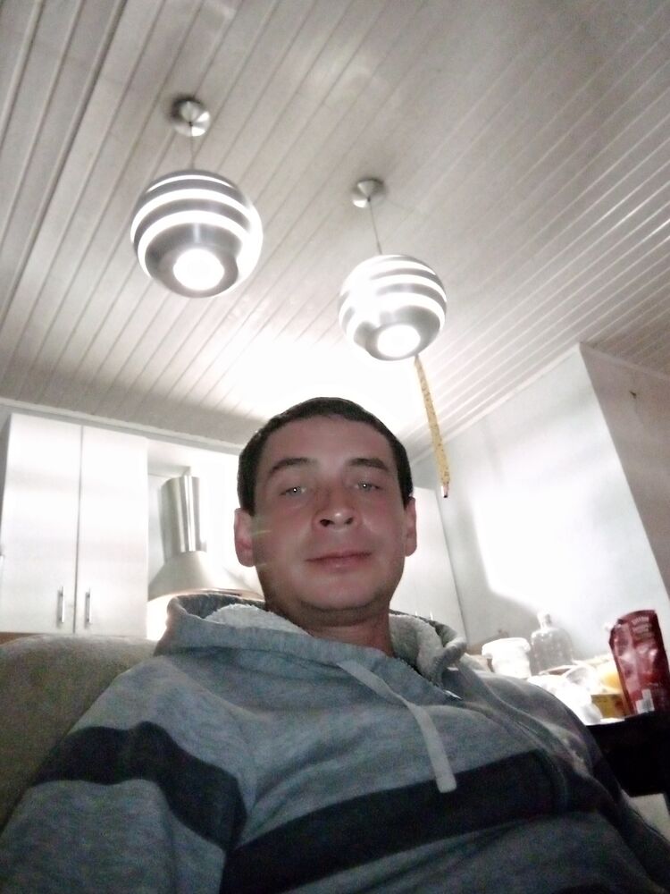  25449742  , 36 ,    