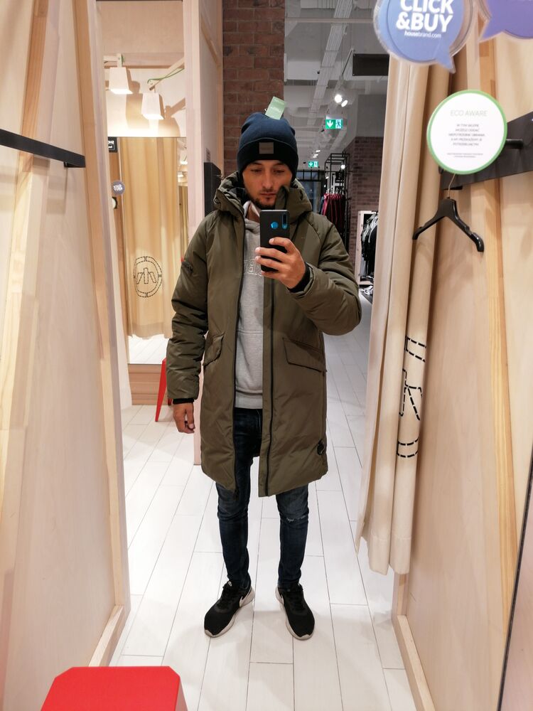  28611322  Artem, 29 ,    