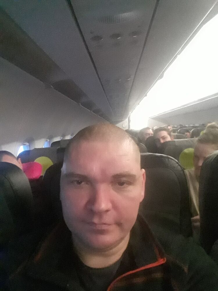  ,   Dima, 40 ,   ,   