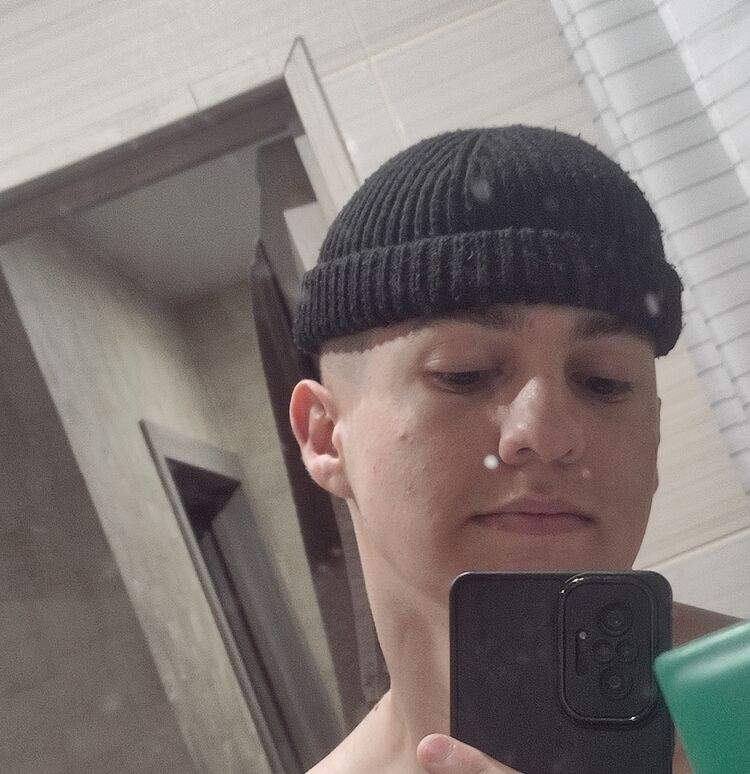  52937902  , 20 ,    