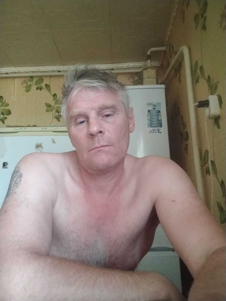  43652412  Alex, 53 ,    