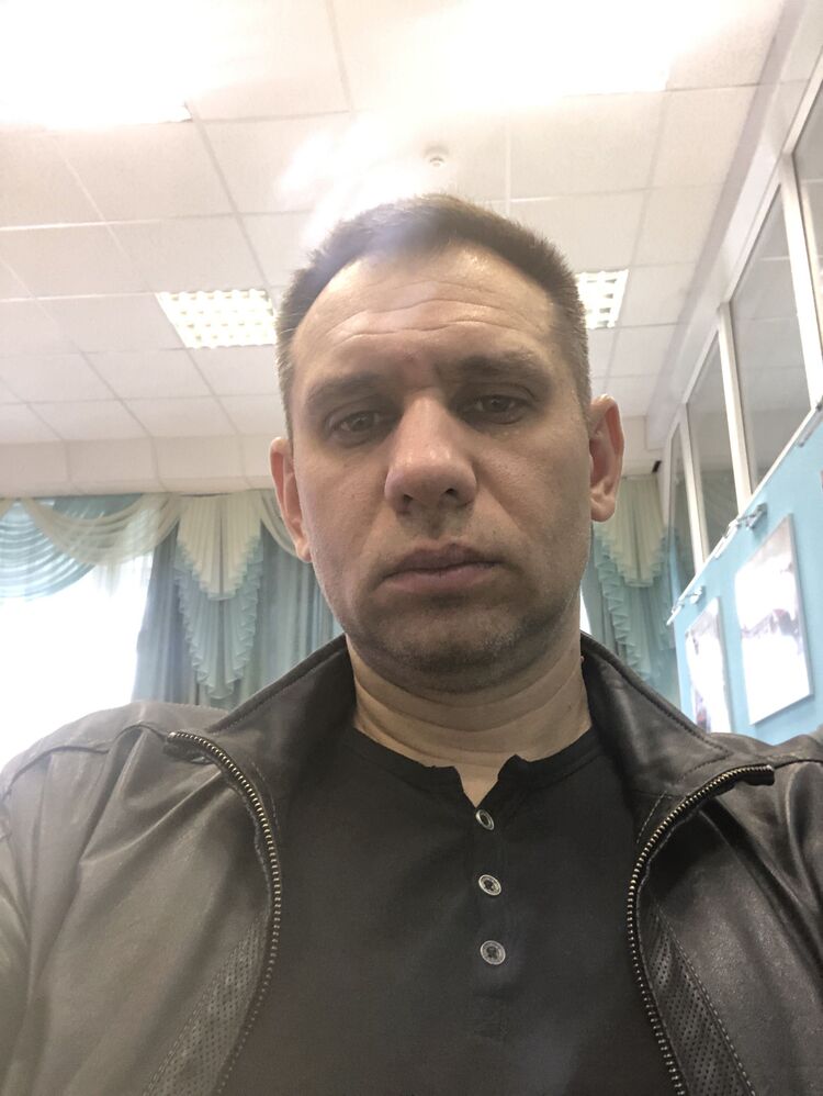  37671122  , 41 ,    