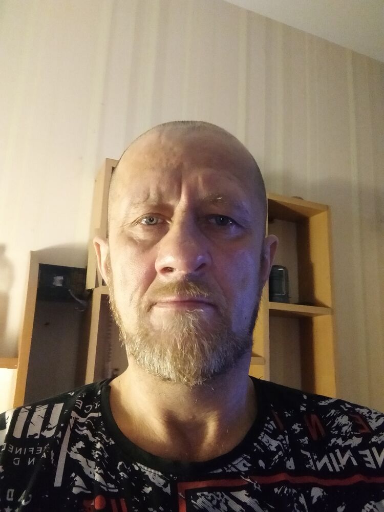  52206532  Wowa, 52 ,    