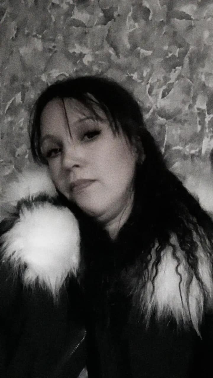  ,   Olesea, 40 ,   ,   
