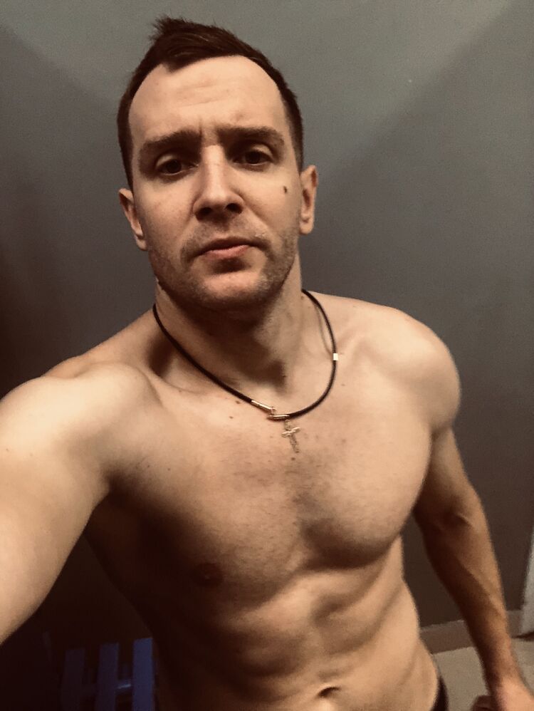  ,   Konstantin, 34 ,   ,   