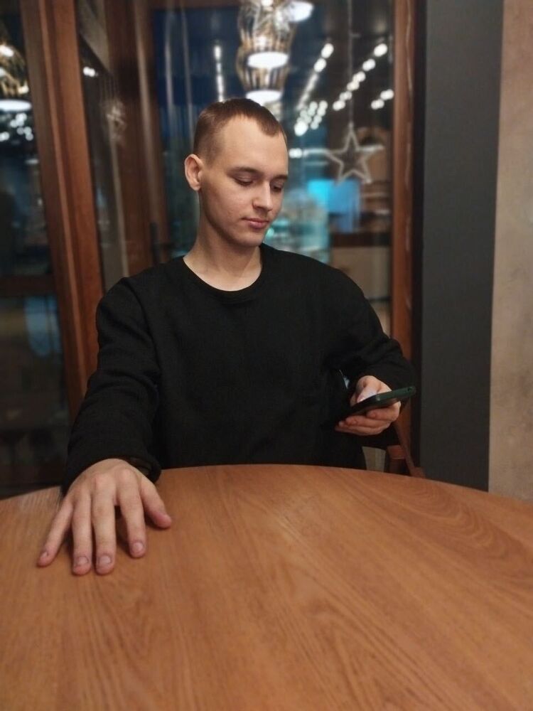  47618872  , 20 ,    