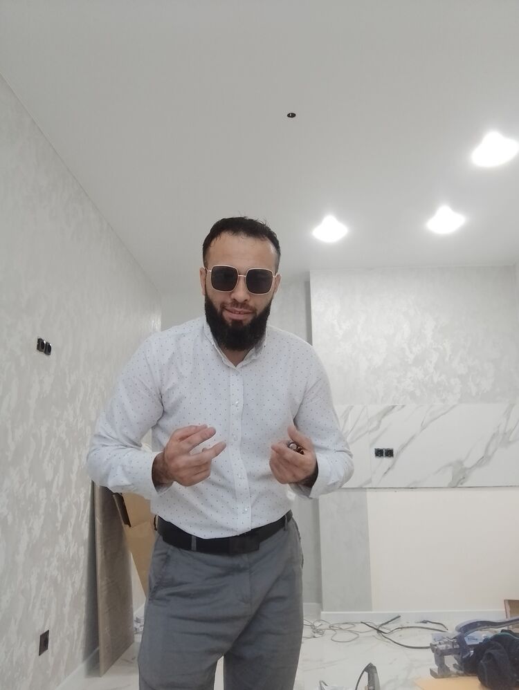  44604652  , 31 ,    