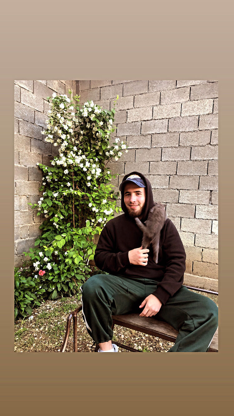  ,   Ali, 24 ,   ,   , c , 