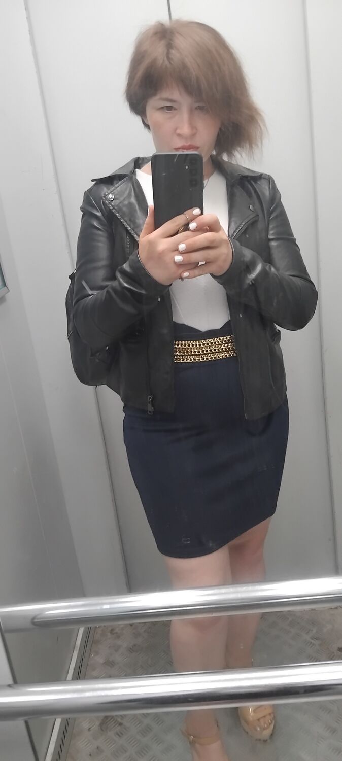  45108172  , 33 ,    