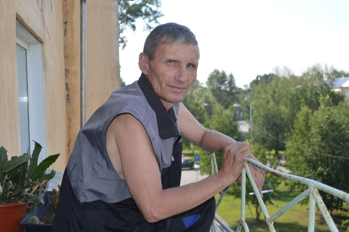  9942052  , 45 ,    