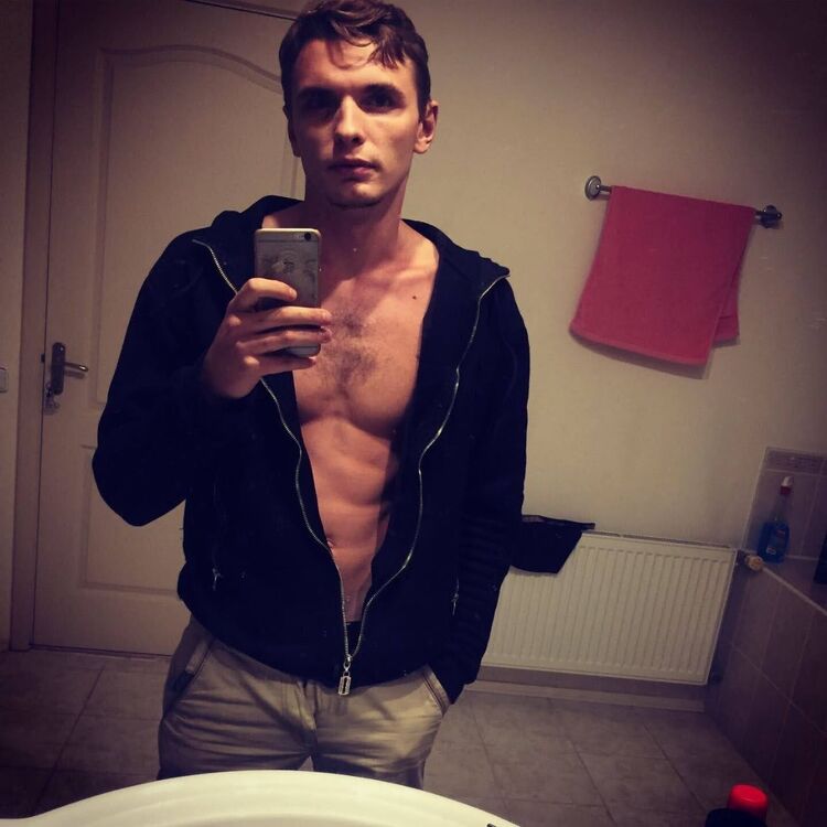  ,   Yaroslav, 23 ,   c , 