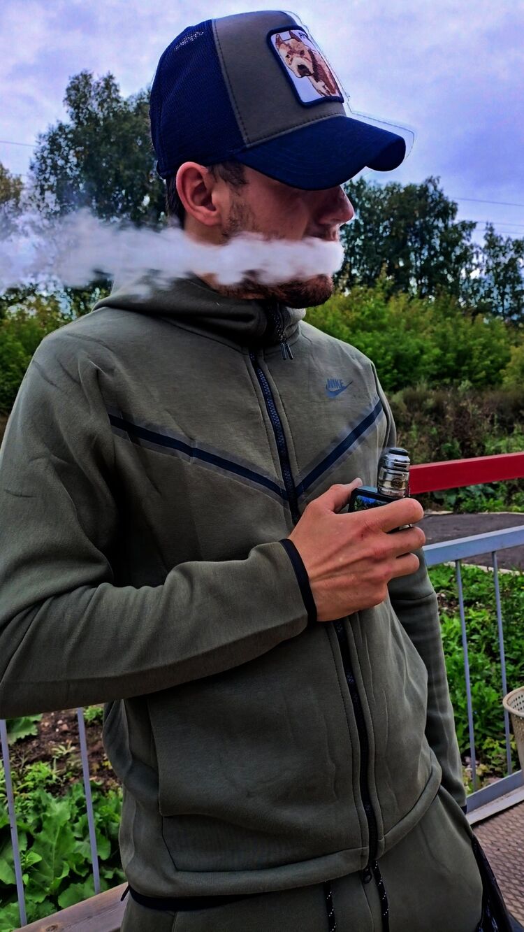  30480782  , 27 ,    