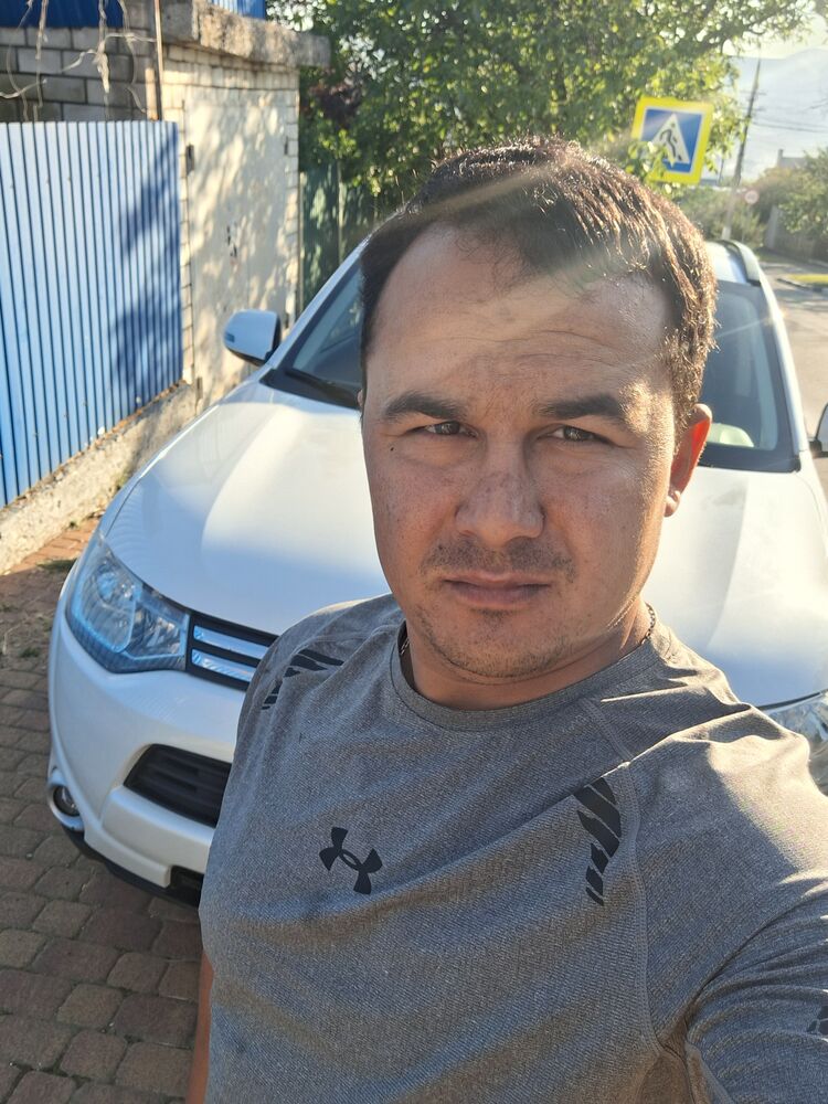 48683442  , 29 ,    