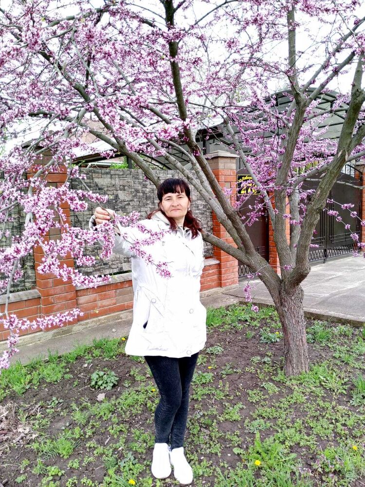  54286082  Olga, 46 ,    