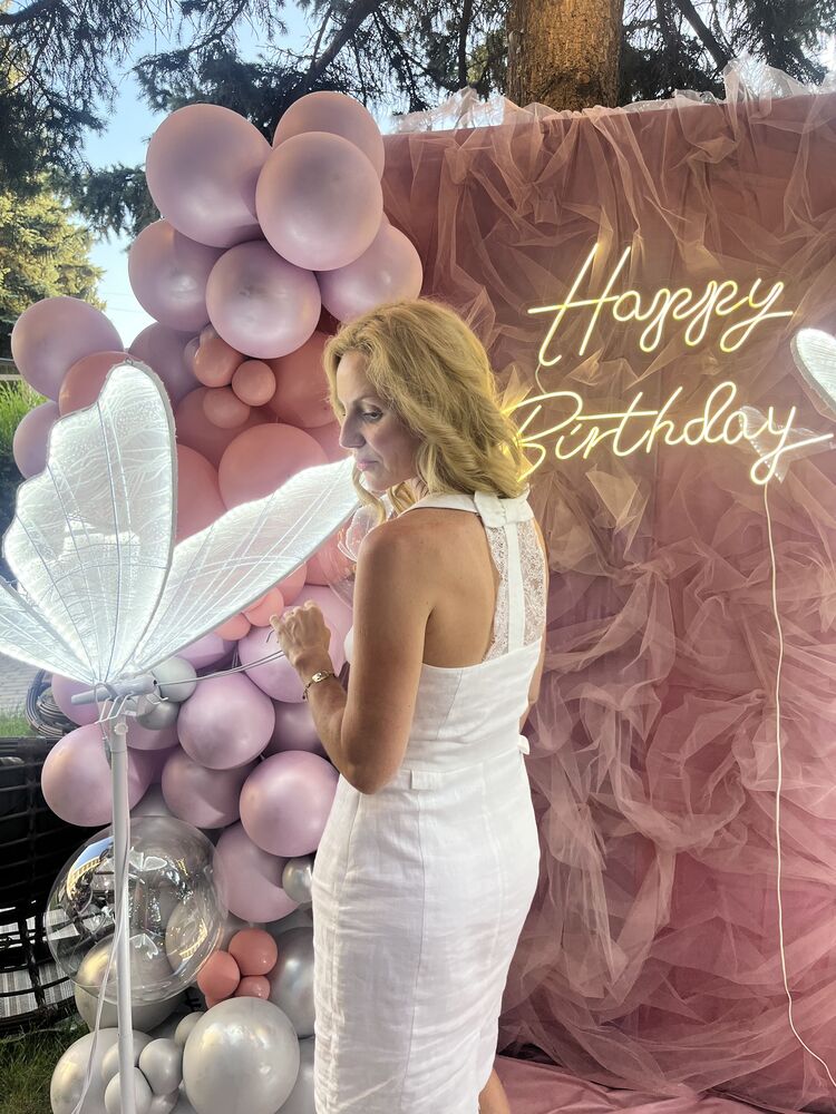  53873142  , 42 ,    -