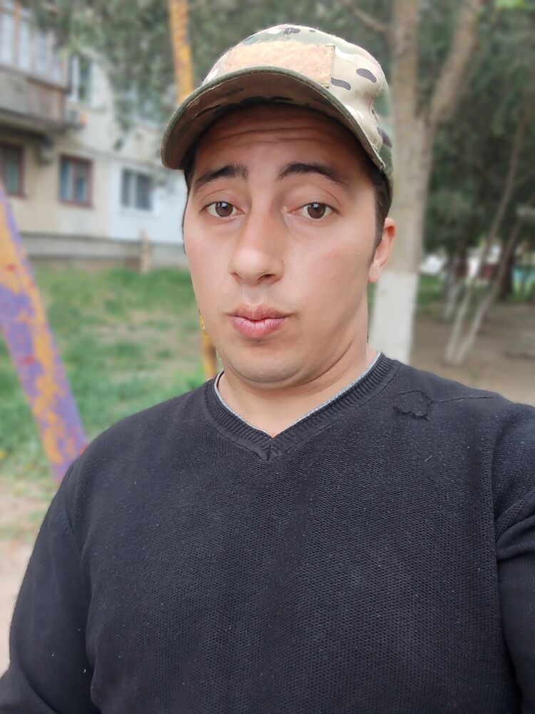  43674352  , 27 ,    