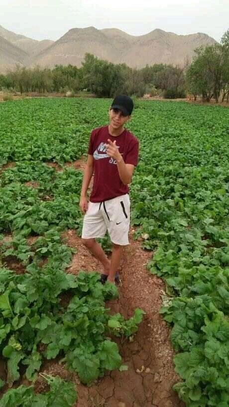  44634322  Abdelhadi, 24 ,    