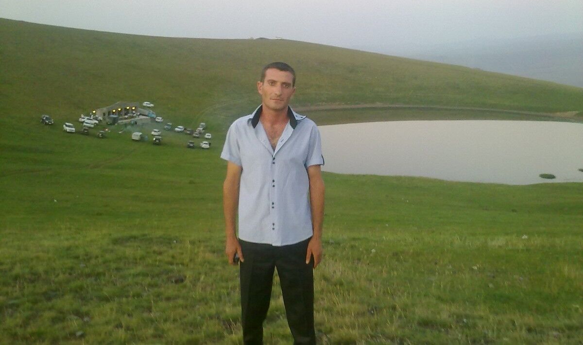  5614772  Arsen, 43 ,    