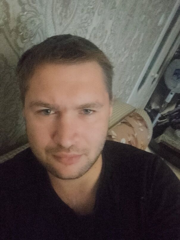  42882922  , 33 ,    