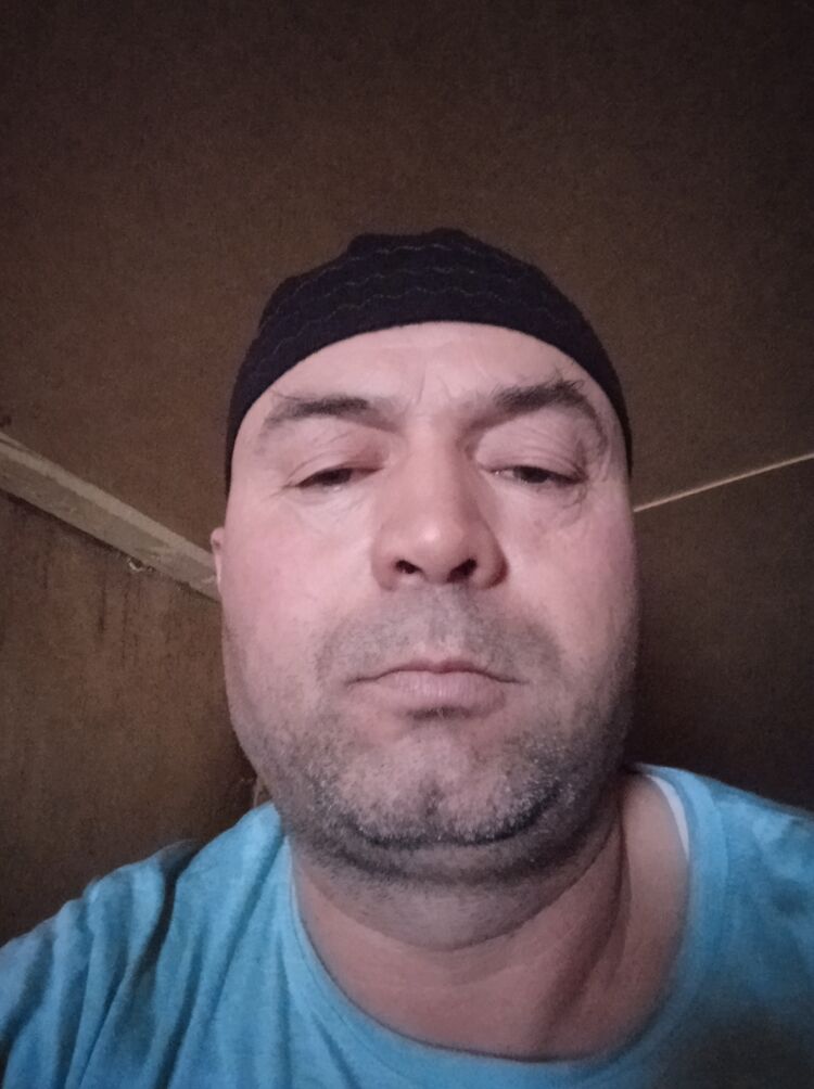 32274382  , 37 ,    