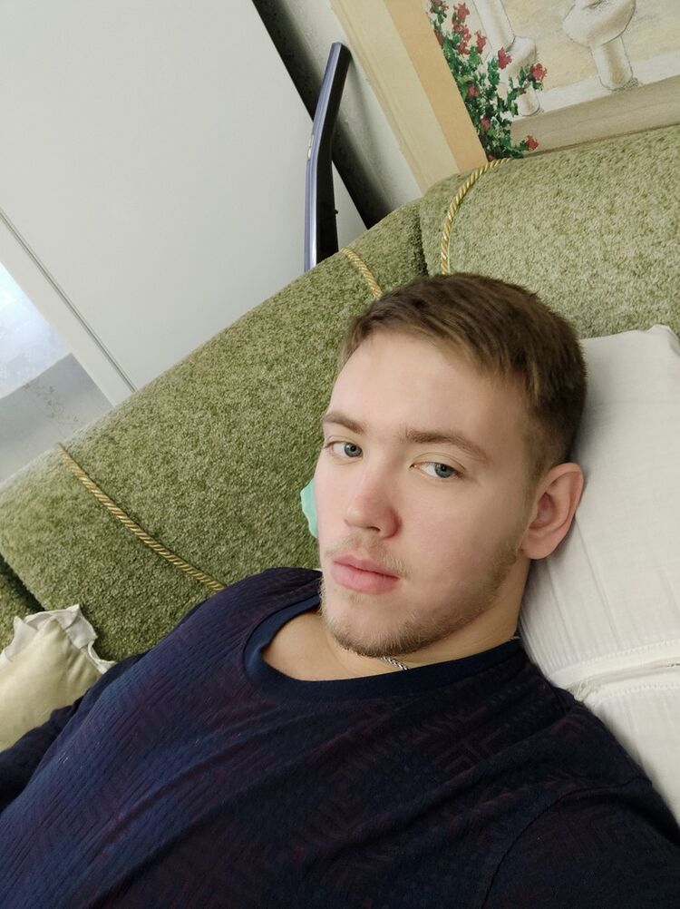  18051352  , 26 ,    