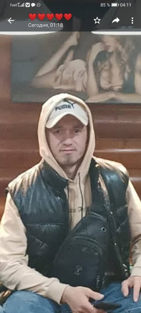  40580382  Farux, 25 ,    -