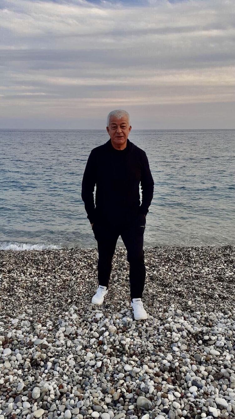  ,   Levent, 61 ,   ,   