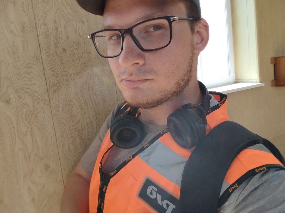  27835652  Alexander, 45 ,    